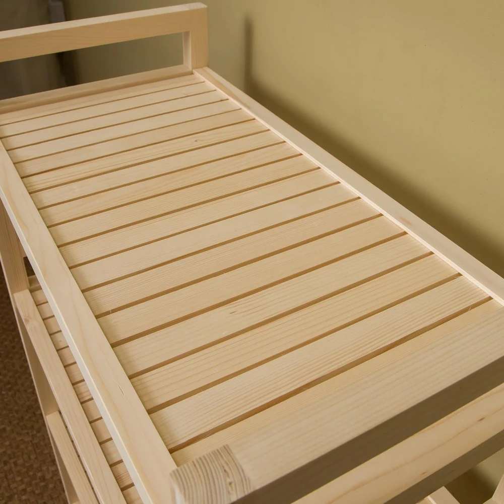 Деревянные стеллажи, тумбочки, этажерки на колесиках